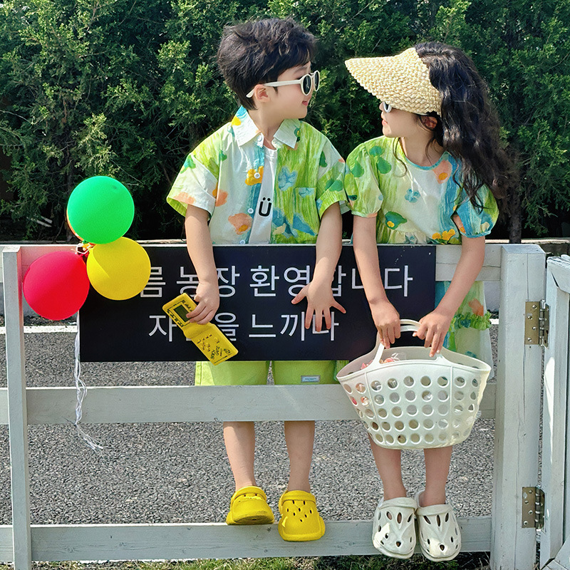兄弟姉妹マッチング面白い衣装赤ちゃん双子服少女グリーンドレス - Baby Clothing Drawing のレビューと価格